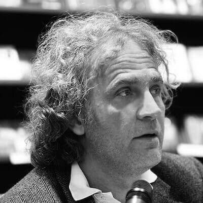 Alex Capus - Biografie & Inhaltsangaben Der Schriftsteller Alex Capus. Foto Udo Weier Alex Capus - Biografie & Inhaltsangaben