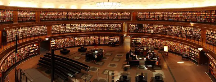 Überblick aller Literaturepochen + Motive & Merkmale Überblick aller Literaturepochen + Motive & Merkmale