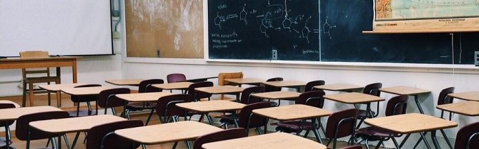 Quellenanalyse im Geschichtsunterricht verfassen-2 Quellenanalyse im Geschichtsunterricht verfassen