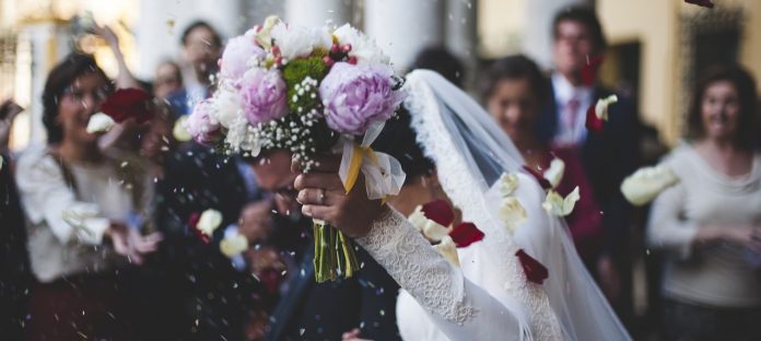 Wie verhält man sich auf kurdischen Hochzeiten - Tipps & Anleitung Wie verhält man sich auf kurdischen Hochzeiten - Tipps & Anleitung