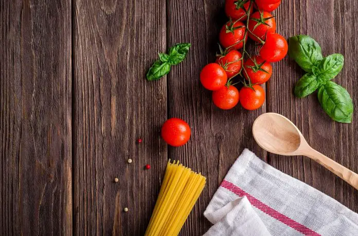 Abends ohne Kohlenhydrate - sind Tomaten in Ordnung Abends ohne Kohlenhydrate - sind Tomaten in Ordnung