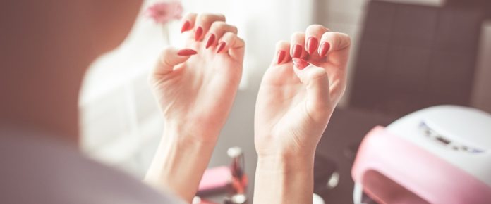 Wie lange halten Acrylnägel Wie lange halten Acrylnägel