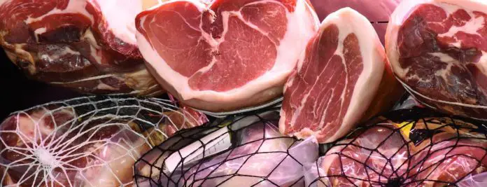 Was ist geselchtes Fleisch & was ist der Unterschied zum Räuchern Was ist geselchtes Fleisch & was ist der Unterschied zum Räuchern