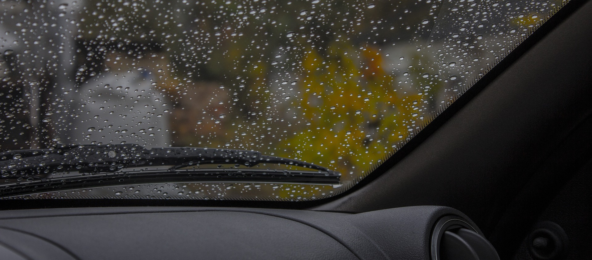 Auto entfeuchten - Anleitung & Tipps Auto entfeuchten - Anleitung & Tipps