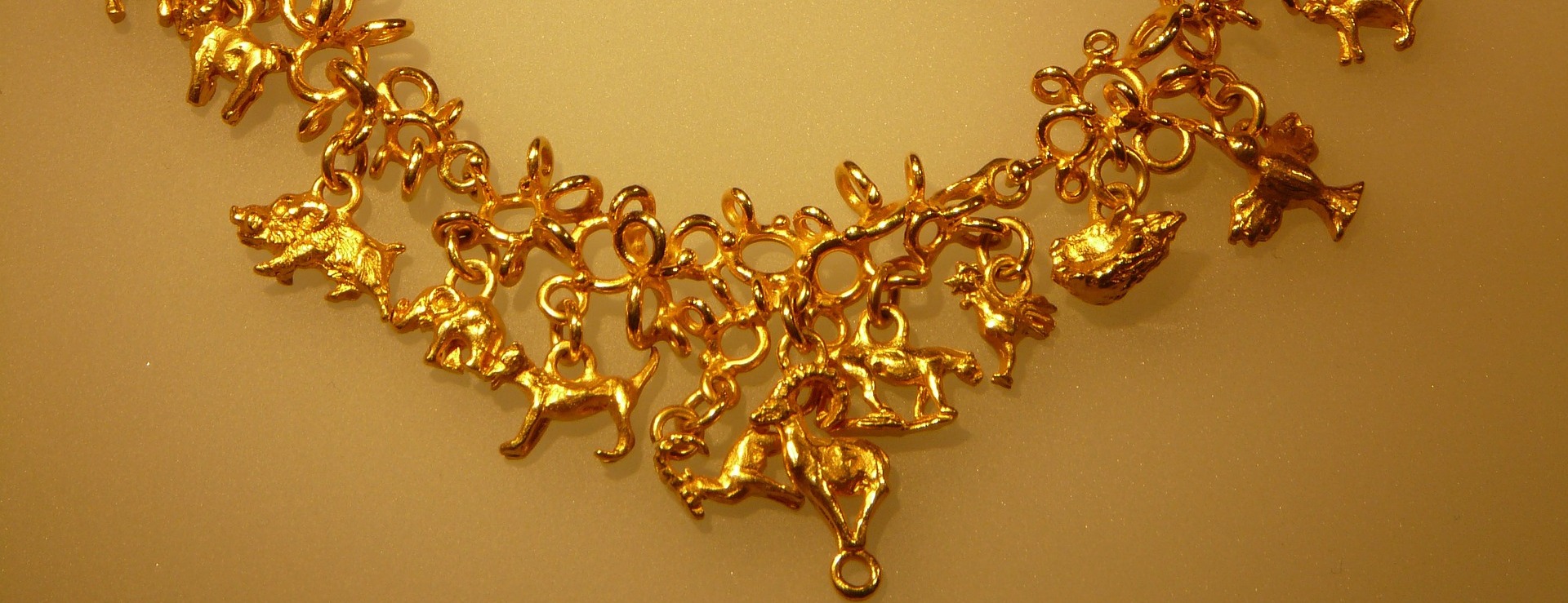 Goldkette reinigen Goldkette reinigen